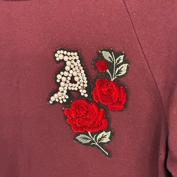 Aeropostale Sweatshirt Women M Burgundy A Patch Rose Pearl Embellished Knit Top - Picture 2 of 5